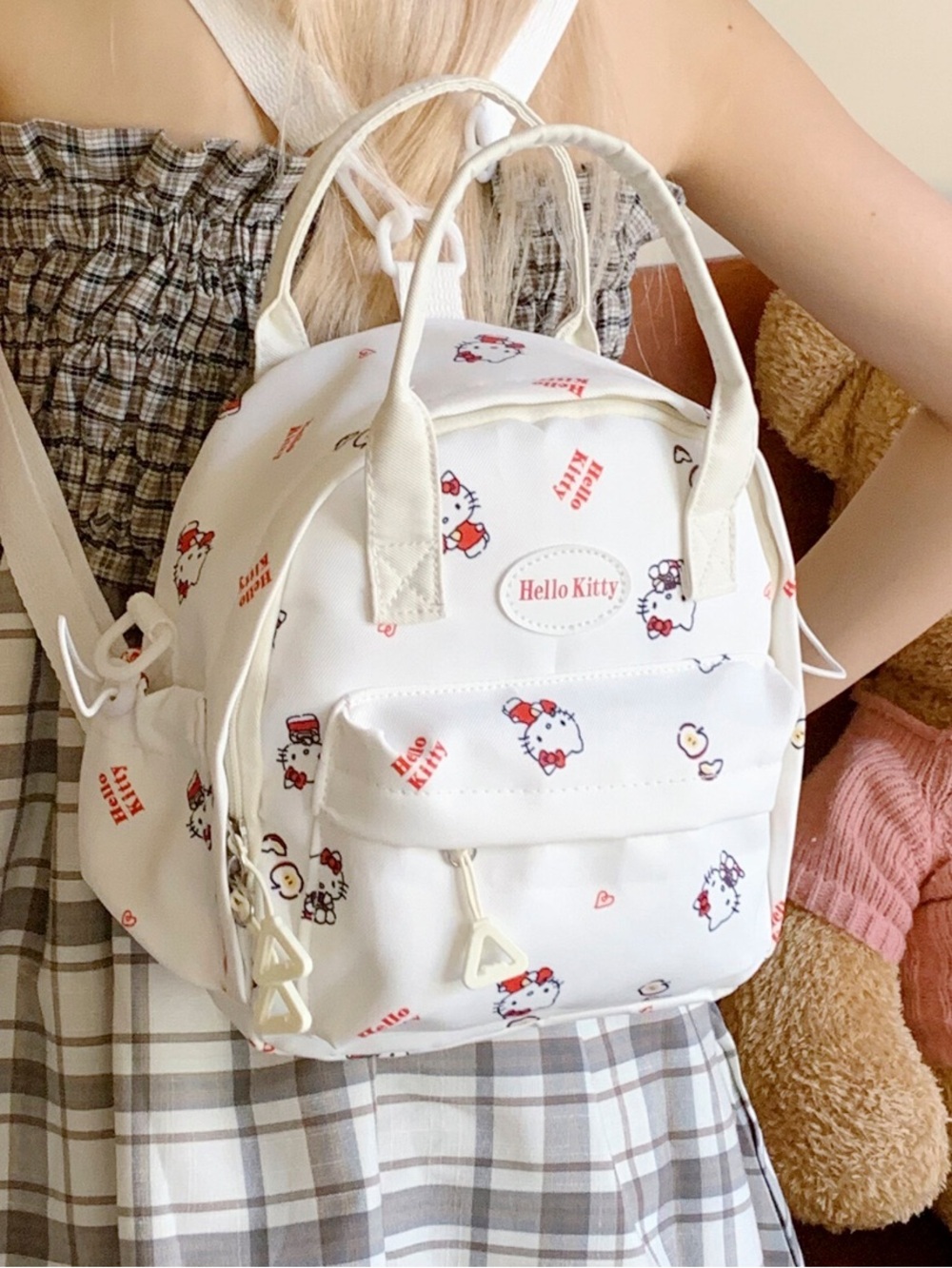 Mini Hello Kitty Cream Back Pack - Picture 6 of 6